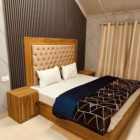 Madan Kunj B & B Mall Road Шімла Екстер'єр фото